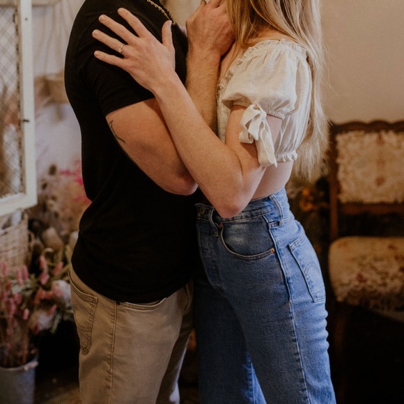 12th tribe Linen Tie Top - Picture 4 of 9